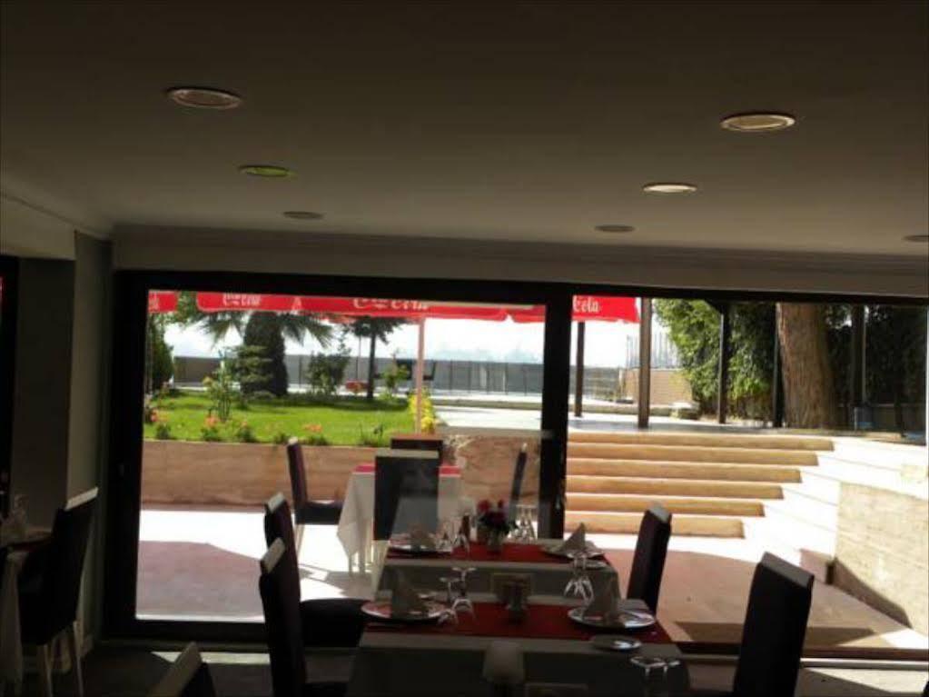 Blue Marine Hotel Sekerpinari Bagian luar foto