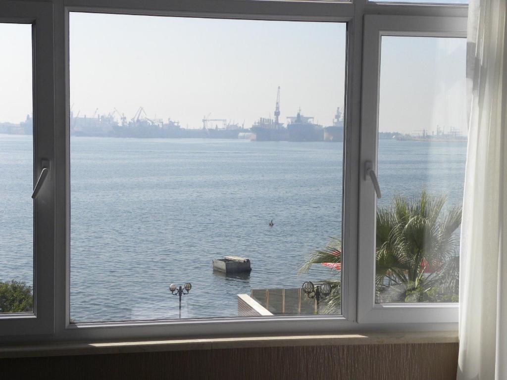 Blue Marine Hotel Sekerpinari Bagian luar foto