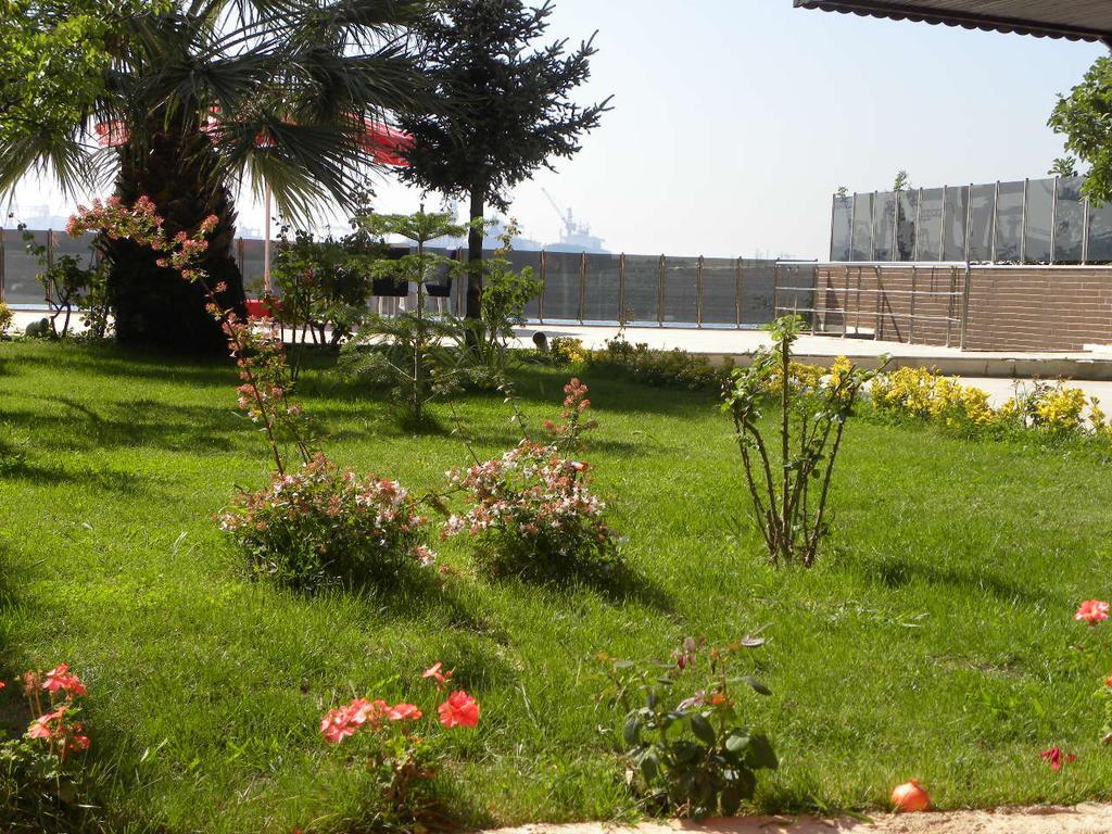 Blue Marine Hotel Sekerpinari Bagian luar foto