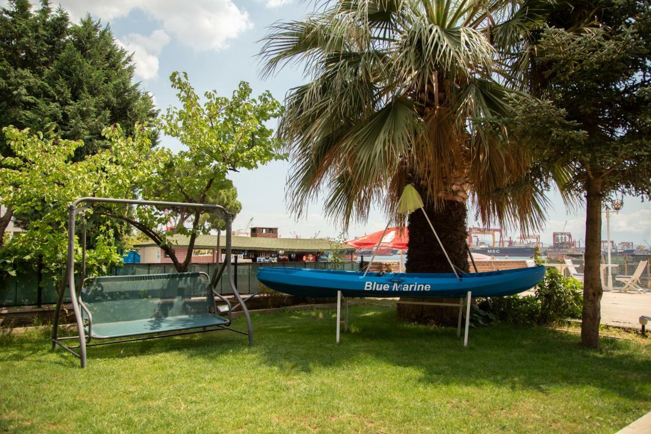 Blue Marine Hotel Sekerpinari Bagian luar foto